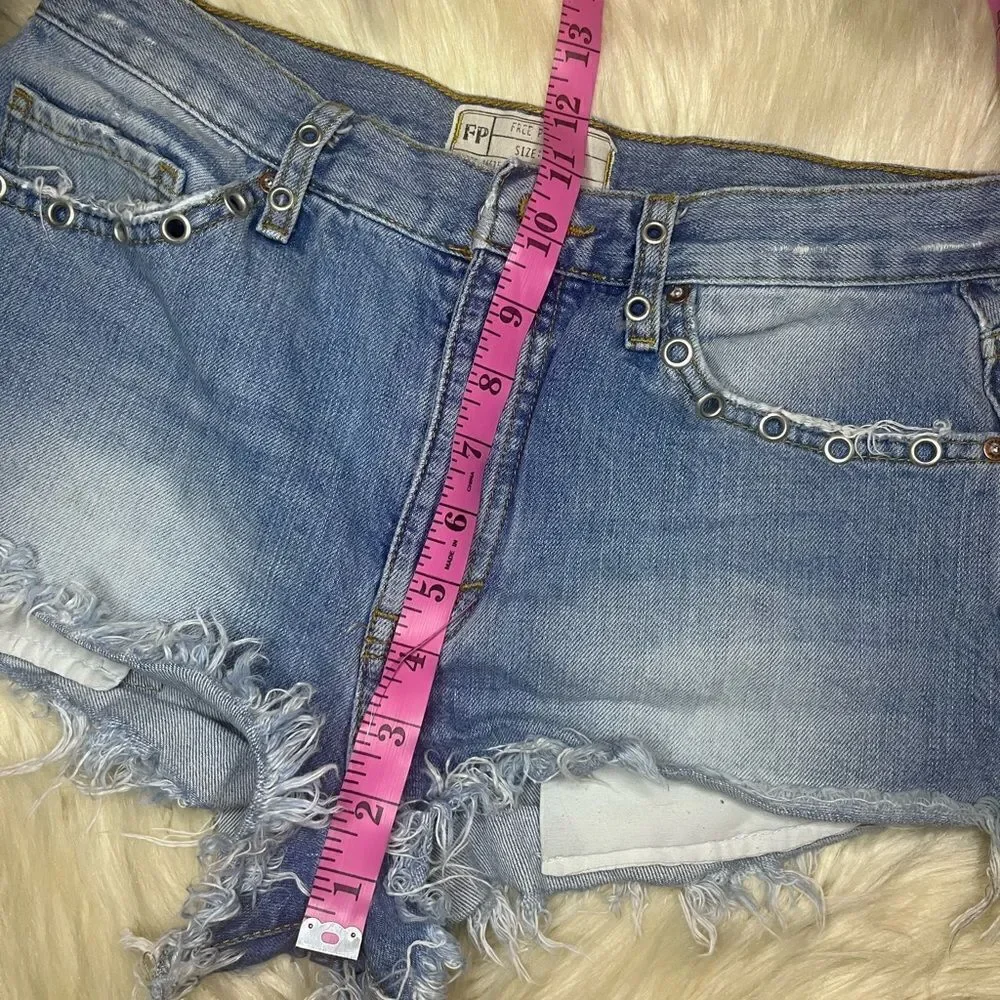 Free People distressed button fly denim shorts sz 27